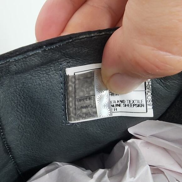 UGG Men's Randell Black Leather‎ Waterproof Motorcycle Boots Size 11.5 - Picture 13 of 13